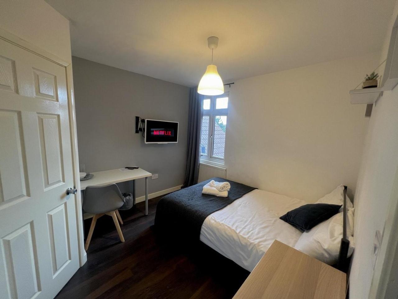 Deluxe Ensuite Double Room With Ensuite Coventry Exteriér fotografie