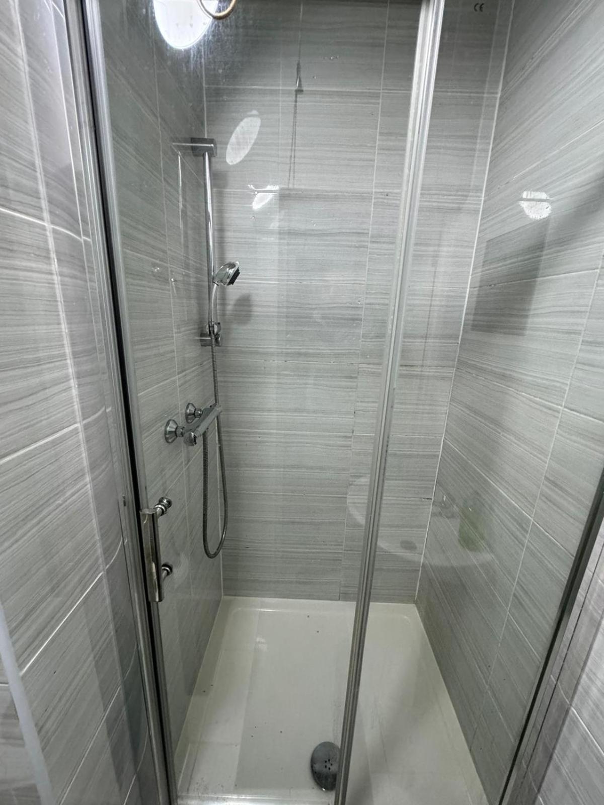 Deluxe Ensuite Double Room With Ensuite Coventry Exteriér fotografie