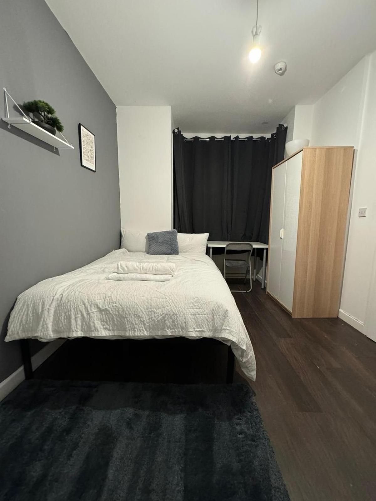 Deluxe Ensuite Double Room With Ensuite Coventry Exteriér fotografie